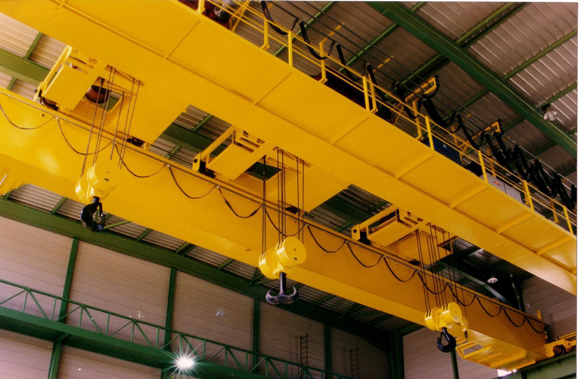 煙臺(tái)260噸吊車出租